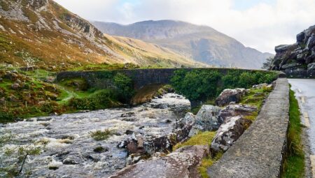 Aydınlatma Kulesi: Geceyi Gündüz Gibi Aydınlatır